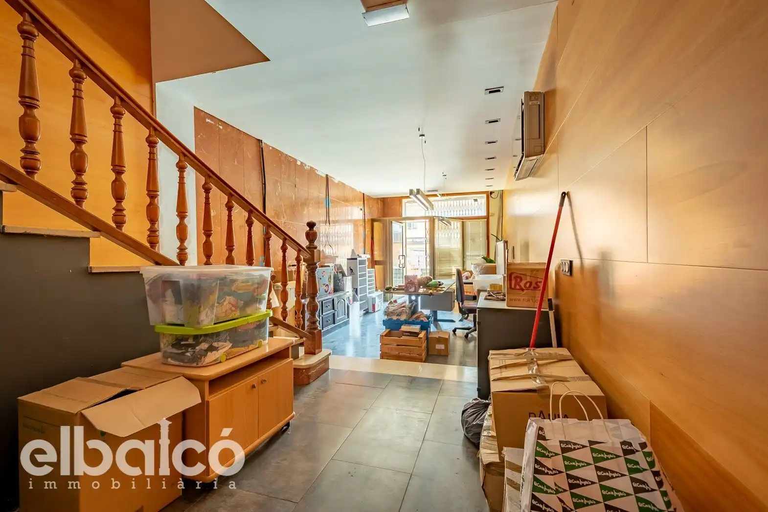 Büro zum Verkauf in Cambrils mit Klimaanlage, Heizung und Terrasse