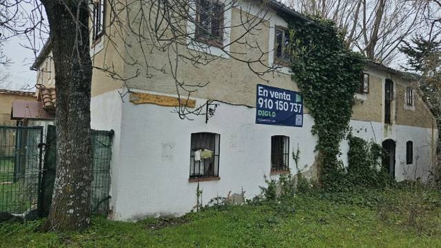 Edificio en Venta en N-110 KM.172 EL MOLINO DE RIO VIEJO, 172 en Collado Hermoso