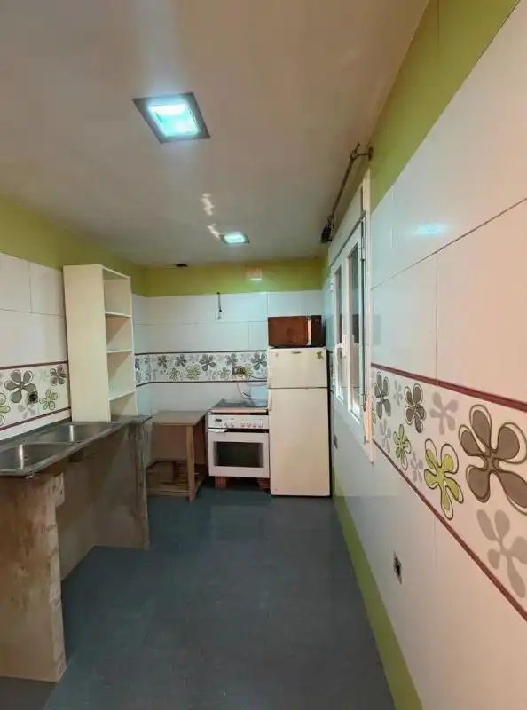 Cuina de Pis en venda en Sevilla amb Aire condicionat i Calefacció