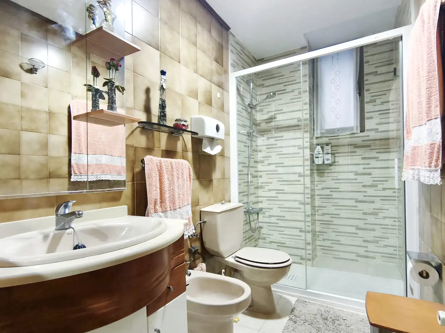 Bathroom of Flat for sale in  Logroño  with Heating, Parquet flooring and Terrace