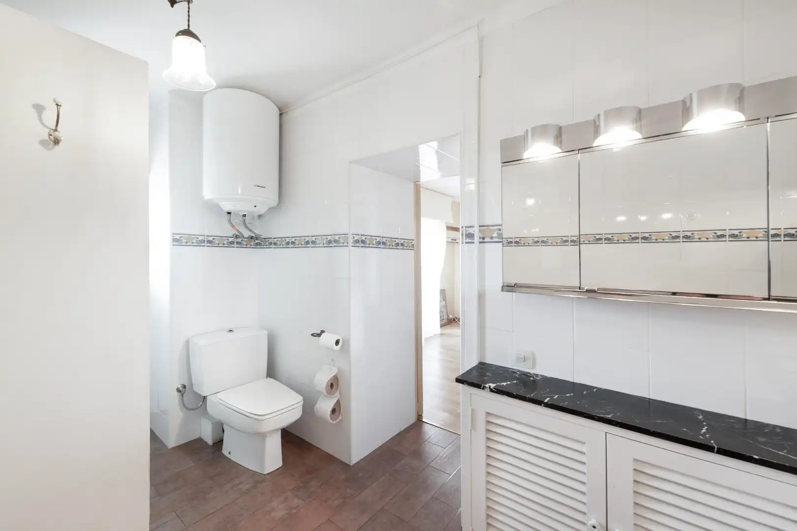 Bathroom of Flat for sale in  Palma de Mallorca  with Air Conditioner, Private garden and Terrace