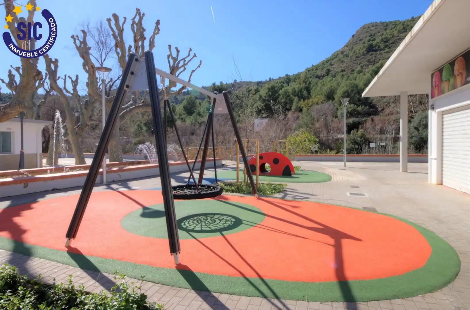 Vista exterior de Garatge en venda en La Vall d'Uixó