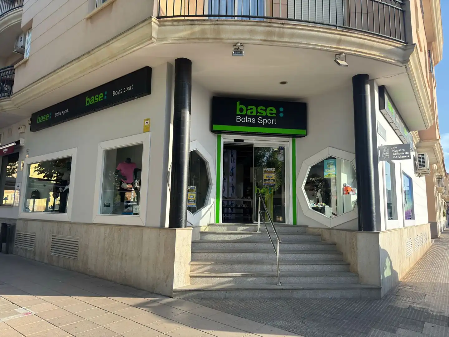 Local en traspaso en Valdepeñas con Aire acondicionado