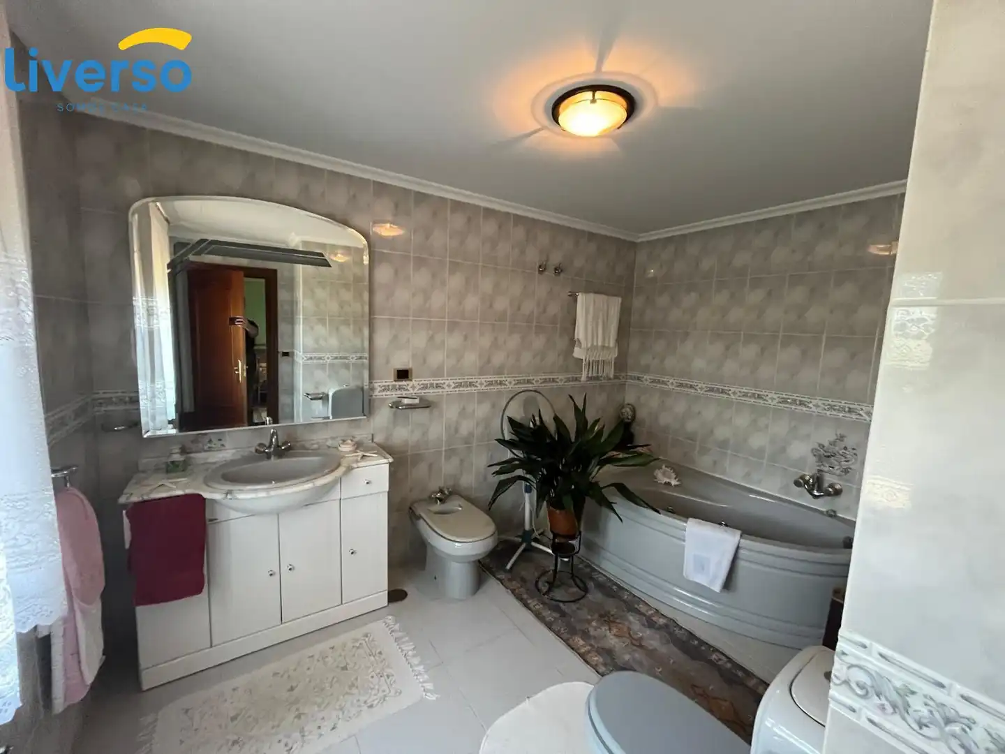 Bathroom of Houses for sale in Los Balbases   with Heating, Private garden and Terrace