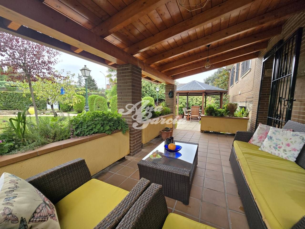 Houses for sale in Calle Mar Egeo, El Guijo - Colonia España