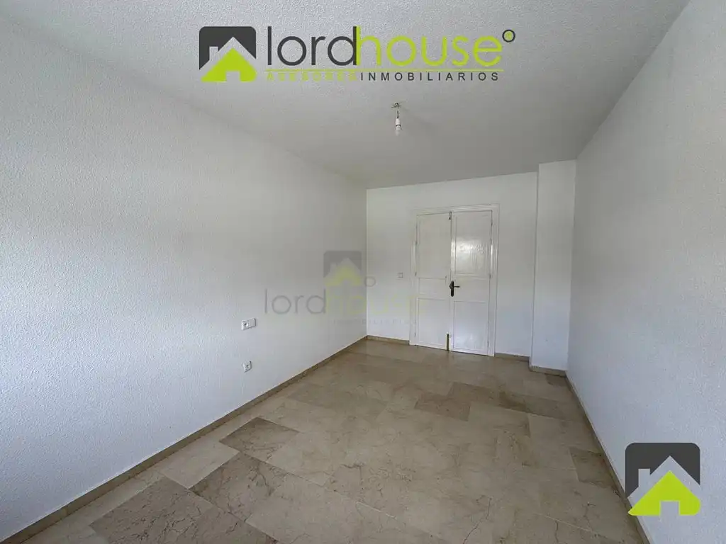 Dormitori de Casa o xalet en venda en Lorca