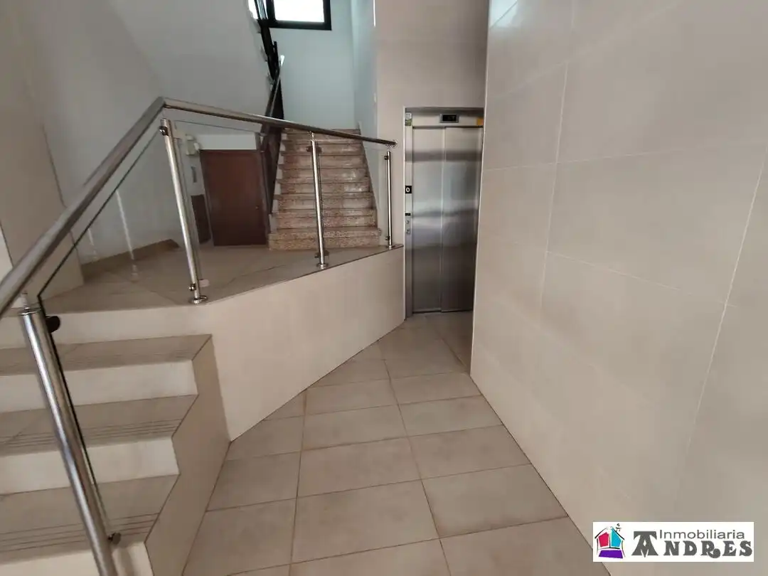 Piso en venta en Bermeo con Calefacción, Terraza y Trastero