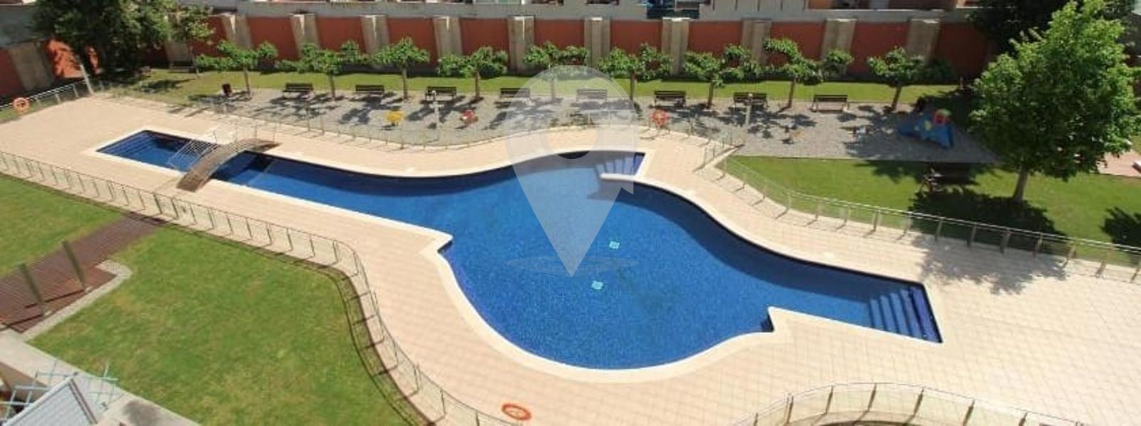 Piscina de Pis en venda en Empuriabrava amb Calefacció, Terrassa i Piscina