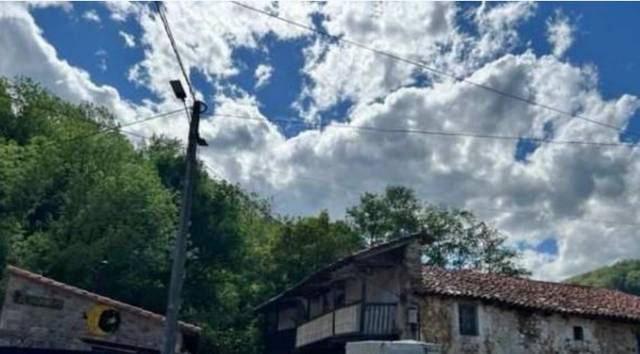 Casa-chalet en Venta en Valdeolea