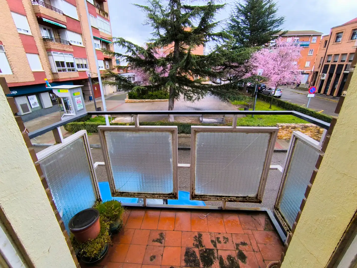Vista exterior de Edifici en venda en Venta de Baños