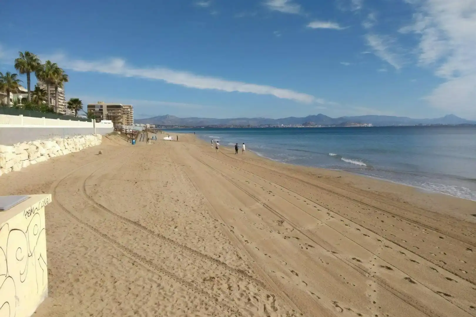 Vista exterior de Local en venta en Elche / Elx con Aire acondicionado