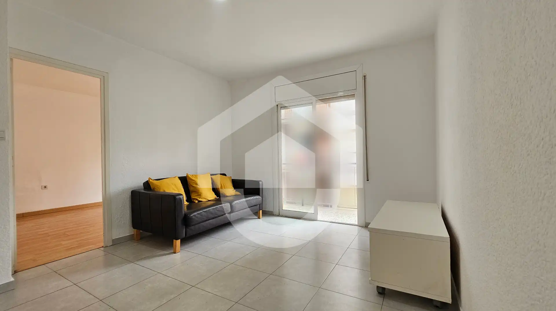 Flat for sale in Nou Barris, imagen 2