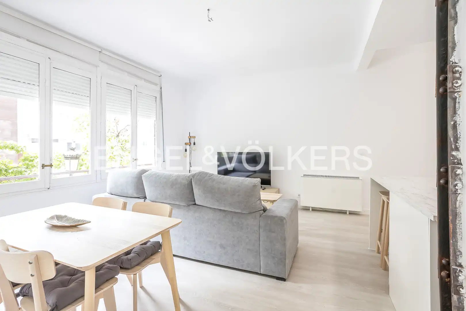 Living room of Flat for sale in Madrid  with Heating
