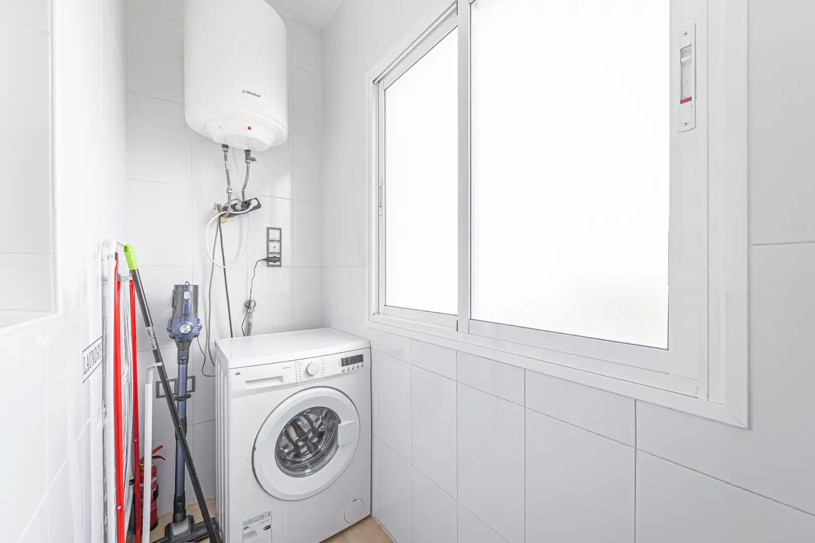 Bathroom of Flat for sale in Rojales  with Oven, Balcony and Community pool
