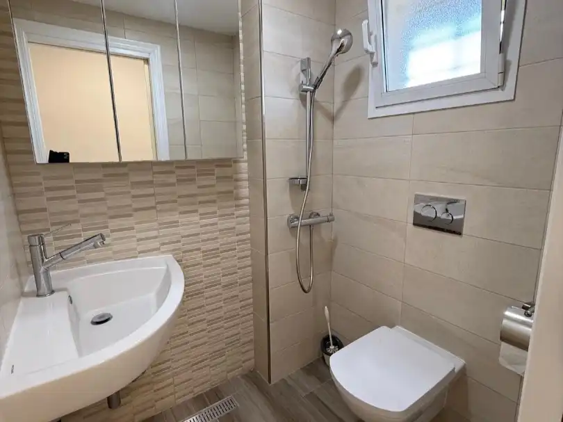 Bany de Casa o xalet en venda en L'Alfàs del Pi amb Aire condicionat, Terrassa i Balcó