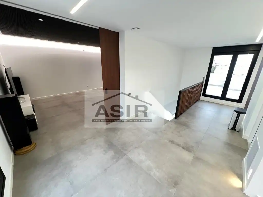 Houses for sale in Algemesí  with Air Conditioner and Swimming Pool