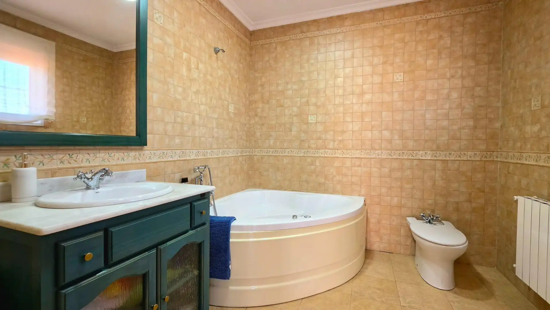 Bany de Casa o xalet en venda en La Unión amb Aire condicionat, Jardí privat i Terrassa