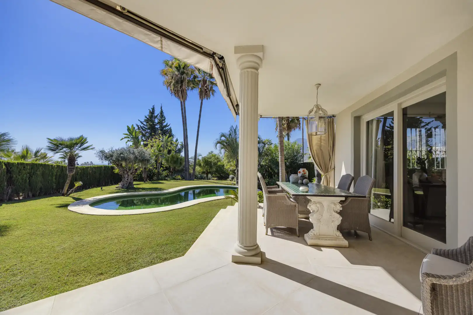 Casa con piscina en venta en Marbella Centro, imagen 3