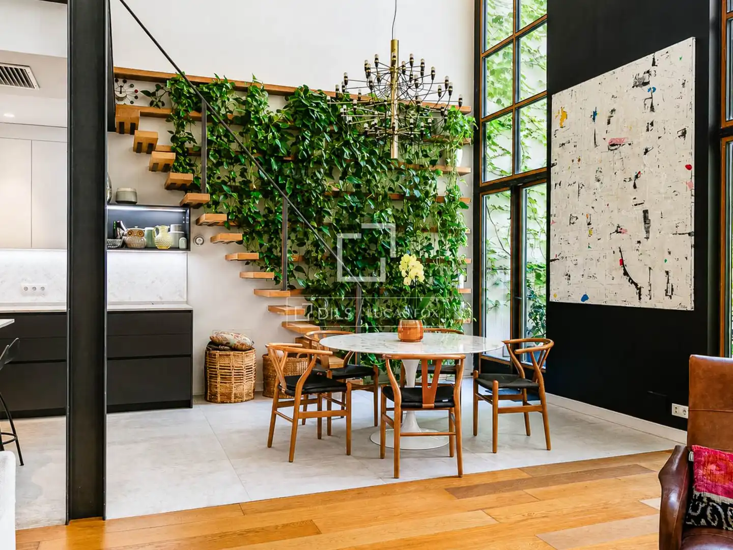Menjador de Casa o xalet en venda en Barcelona amb Aire condicionat, Jardí privat i Terrassa