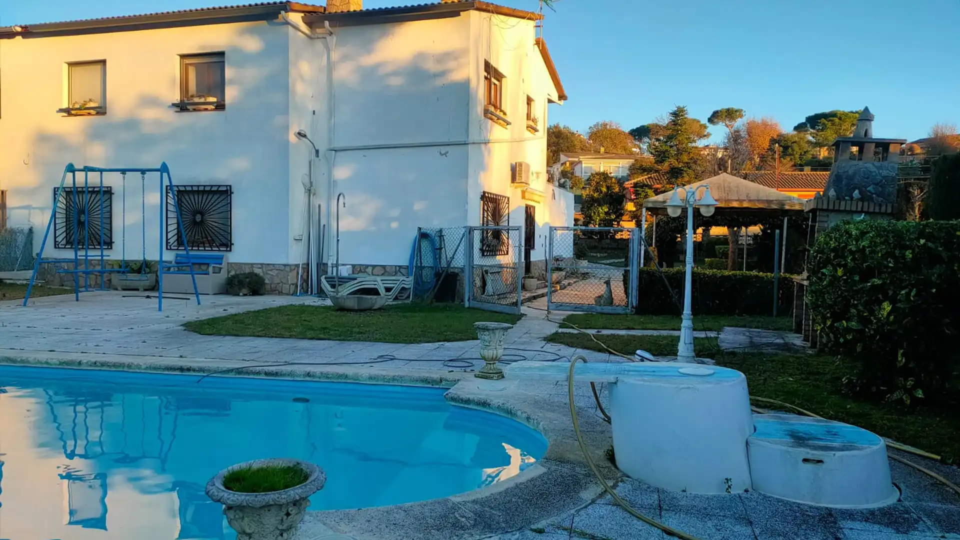 Piscina de Casa adosada en venta en Maçanet de la Selva con Aire acondicionado, Calefacción y Jardín privado