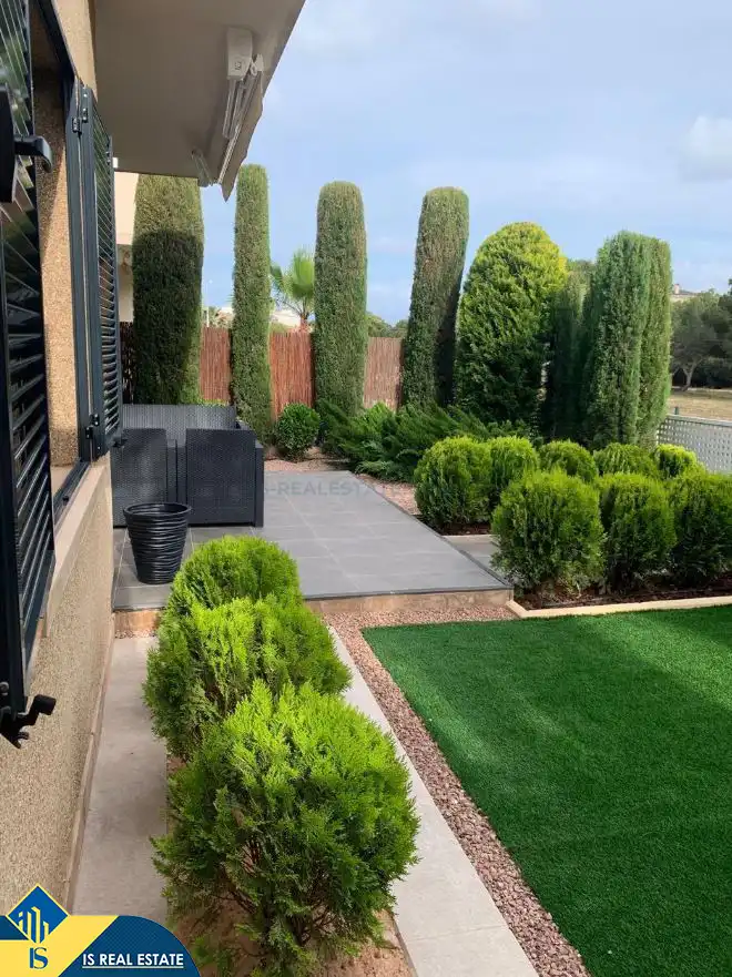 Terrassa de Casa o xalet de lloguer en Orihuela amb Aire condicionat, Calefacció i Jardí privat