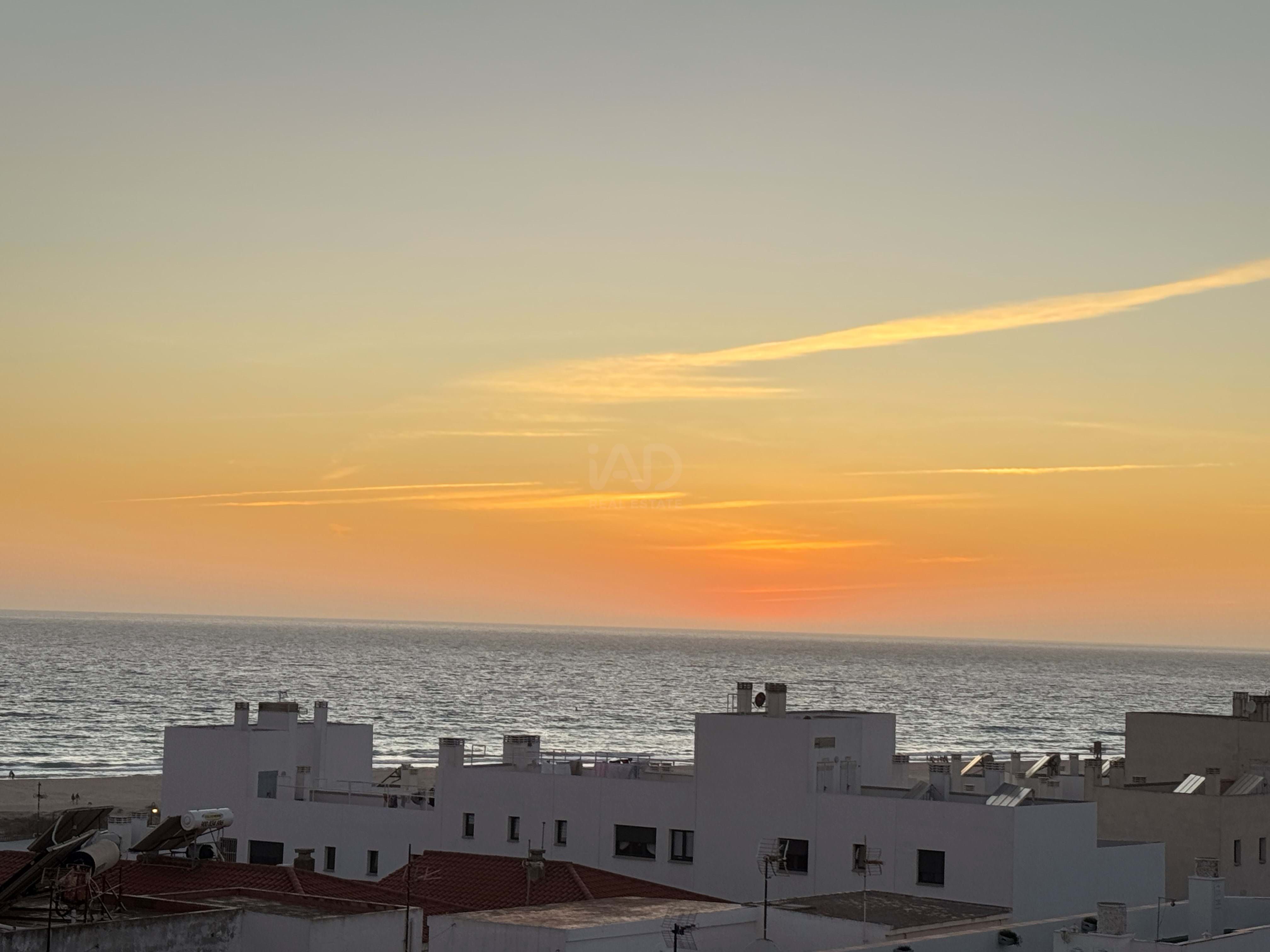 Vista exterior de Dúplex en venda en Tarifa amb Terrassa
