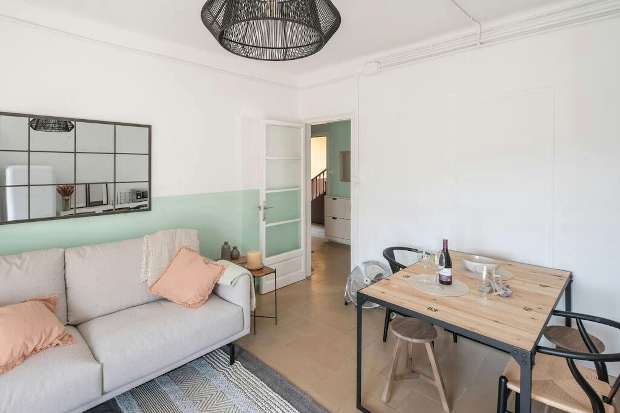 Living room of Flat for rent in  Barcelona Capital  with Furnished, Washing machine and TV