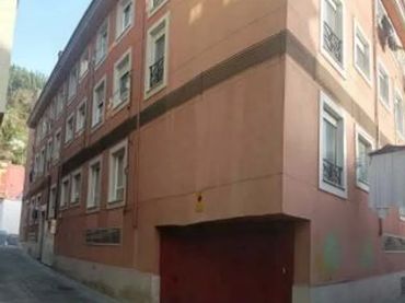Individual en venta en Calle Ramon y Cajal
