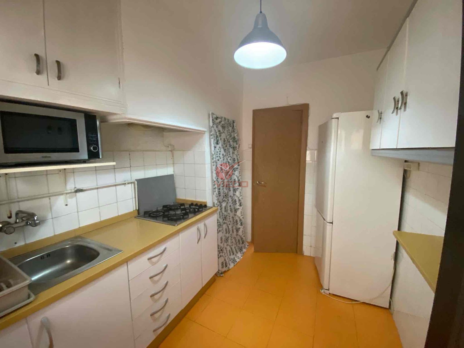 Cuina de Pis en venda en Cuenca Capital amb Calefacció, Terrassa i Traster