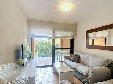 Maisonette mit Balkon zum Verkauf in Golf Valle Este