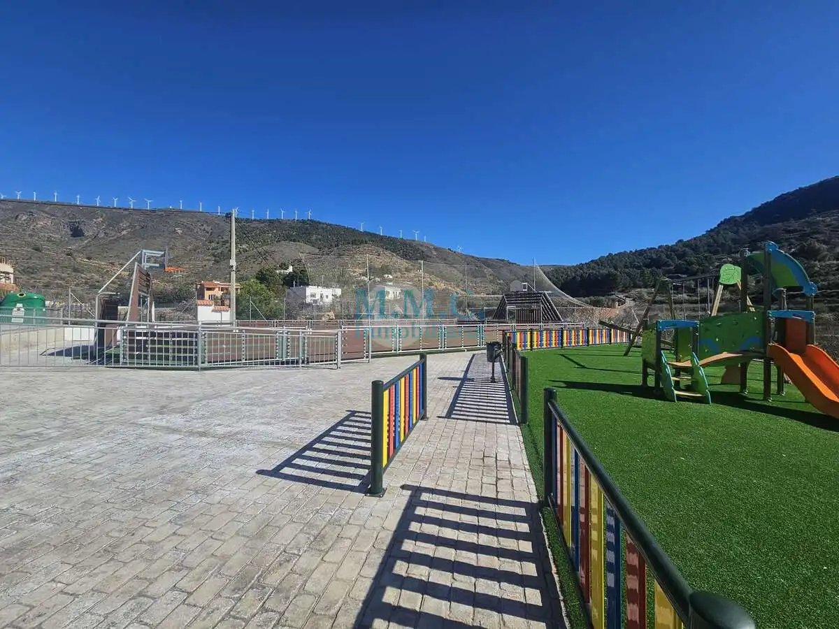 Vista exterior de Casa o chalet en venta en Enix con Amueblado