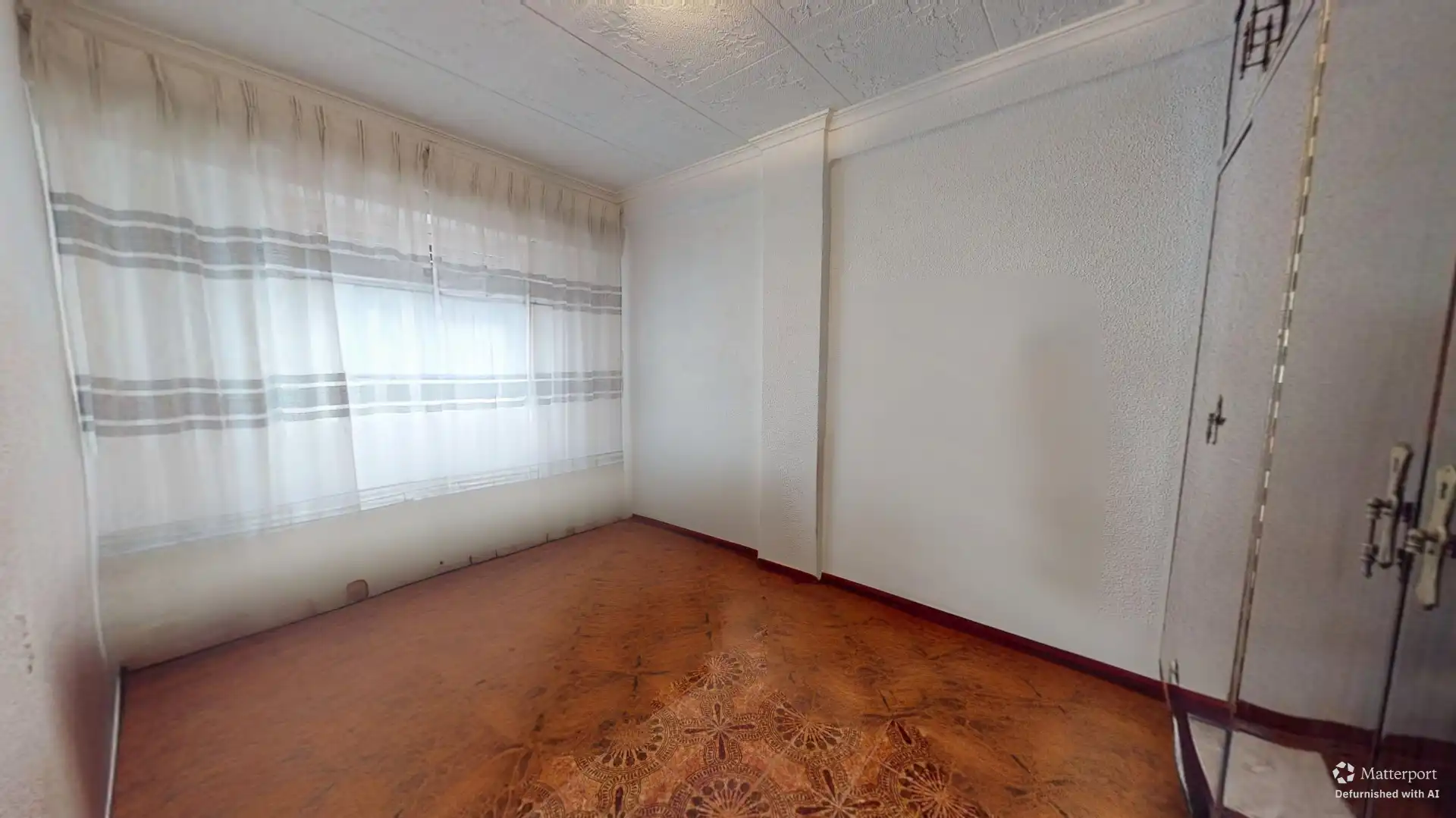Habitación de Piso en venta en Elda