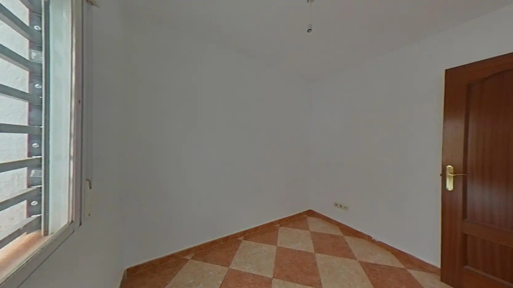 Habitación de Piso en venta en Madrid con Calefacción