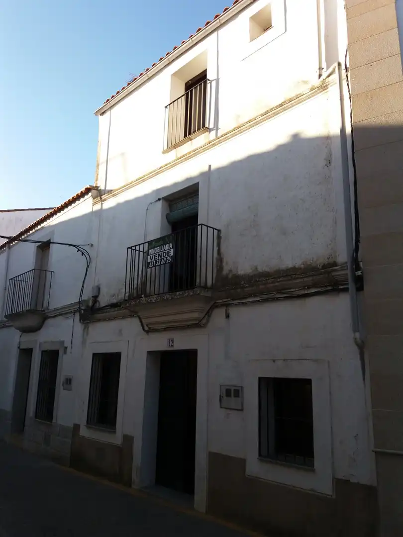 Casa en venta en Calle Santa María 9