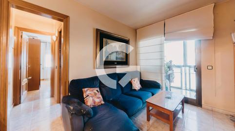 Foto 5 de Pis en venda a Cl Tres D'abril del, Vinyets - Molí Vell, Sant Boi de Llobregat