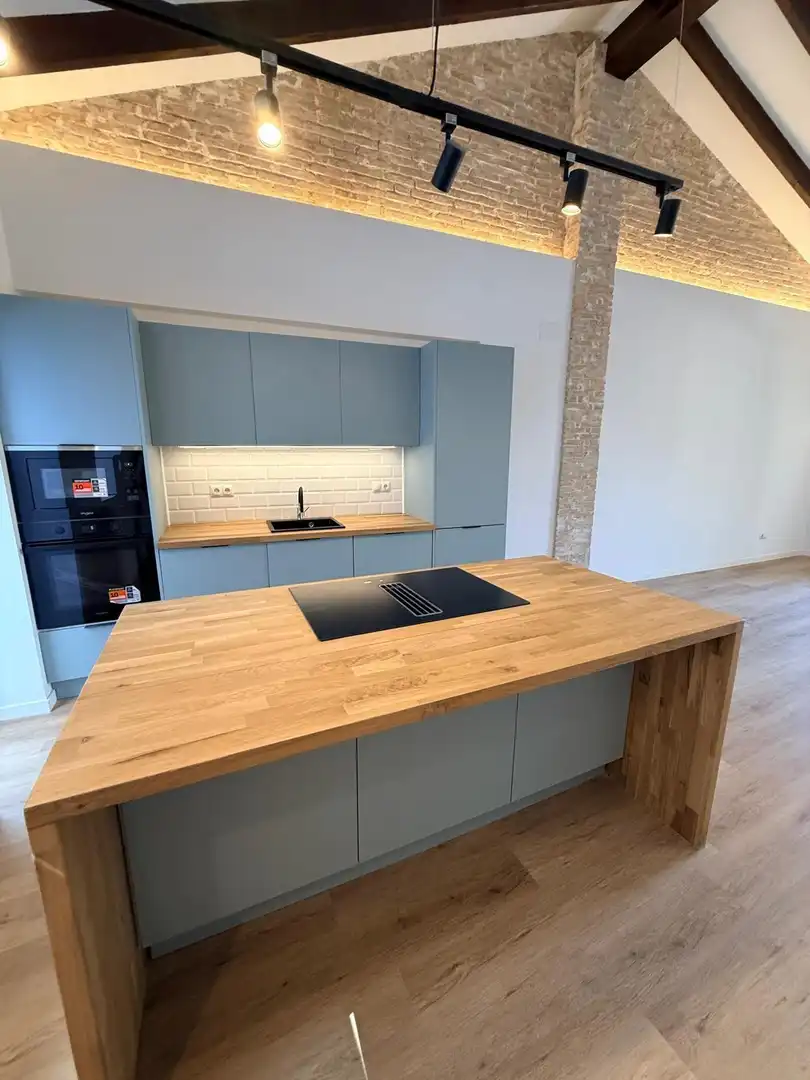 Attic for rent in Carcaixent