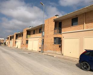 Vista exterior de Casa adosada en venda en Fustiñana amb Balcó