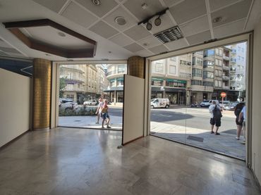 Business premises to rent in Centro