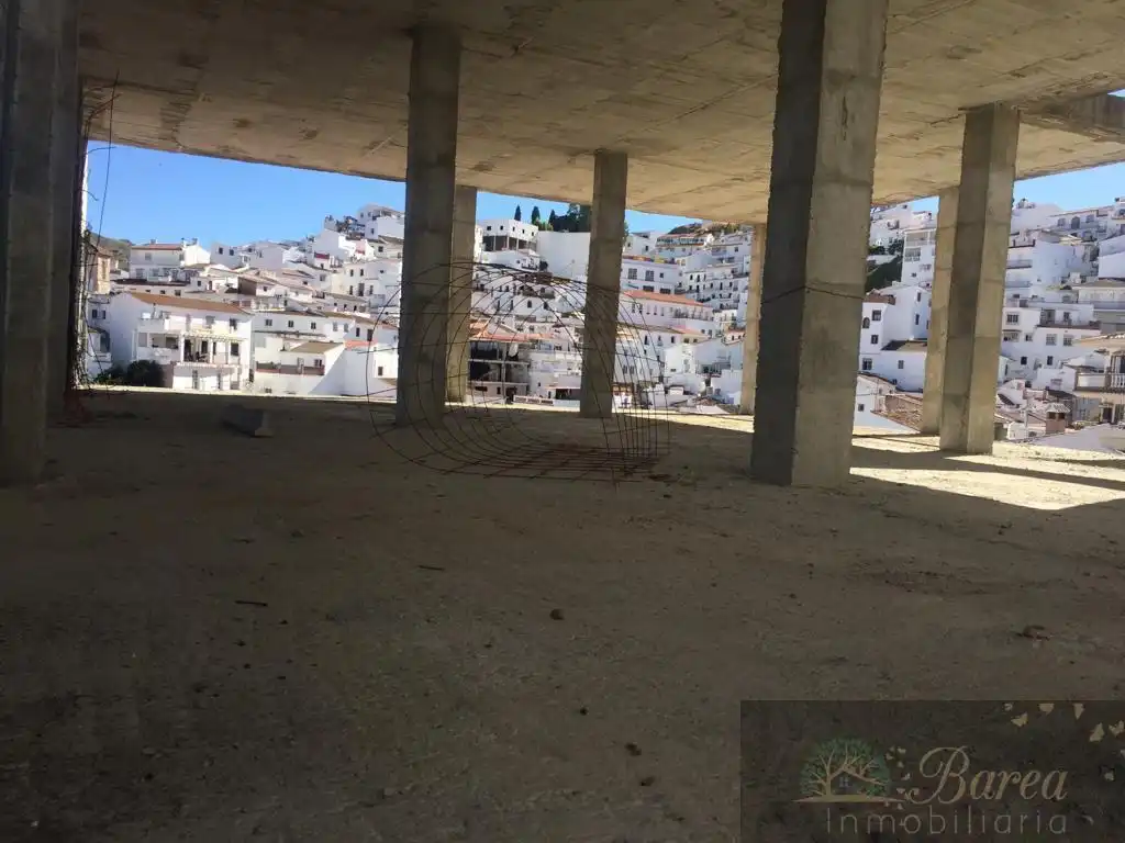 Vista exterior de Edifici en venda en Almáchar