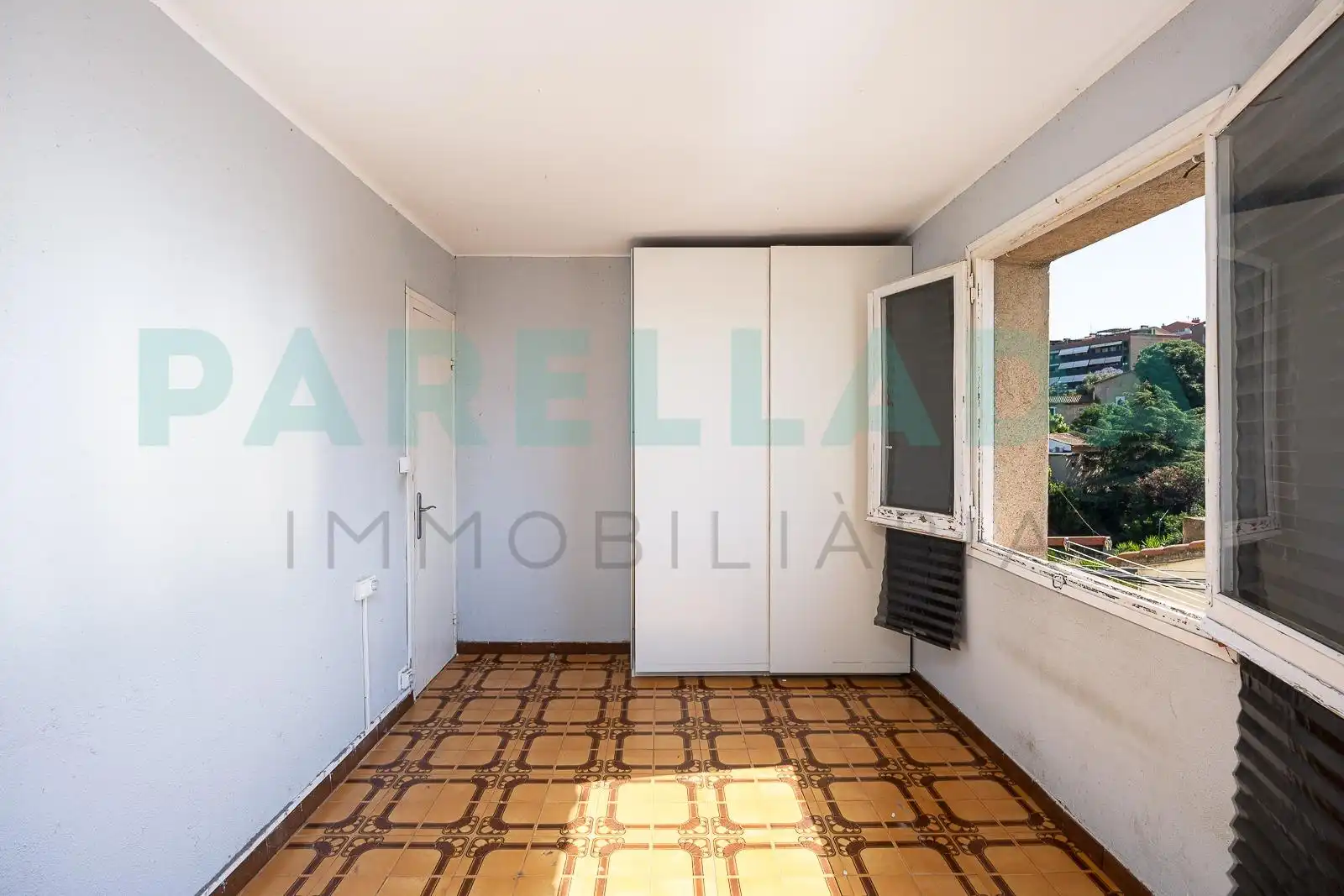 Habitación de Casa o chalet en venta en Tiana con Parquet