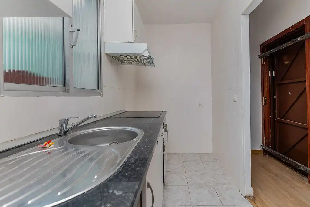 Piso en venta en C/ Albino Hernández Lázaro, imagen 5