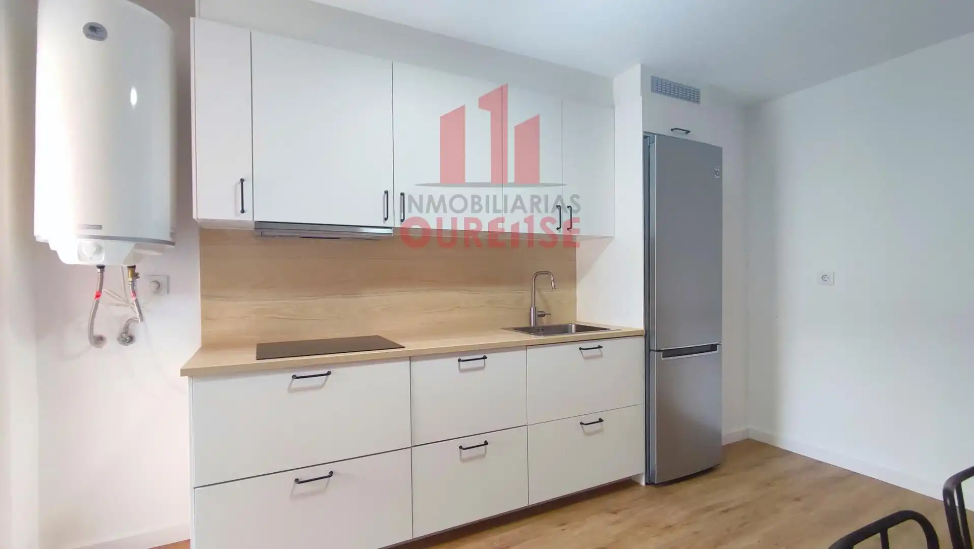 Cocina de Piso de alquiler en Ourense Capital  con Amueblado