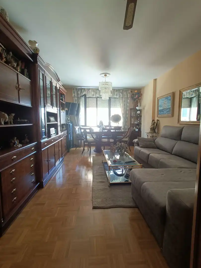 Sala d'estar de Pis en venda en Miranda de Ebro amb Calefacció, Terrassa i Traster