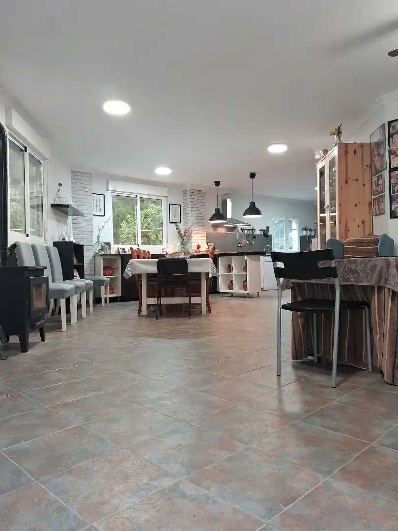 Cocina de Casa o chalet en venta en Castilleja de la Cuesta con Aire acondicionado, Calefacción y Jardín privado