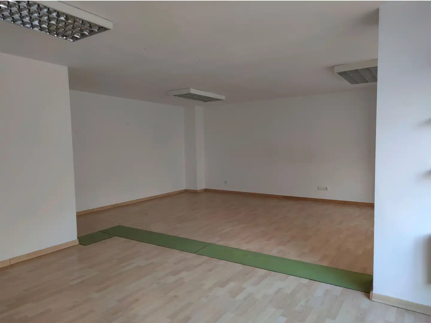 Oficina de lloguer a Carrer de la Creu, imagen 11