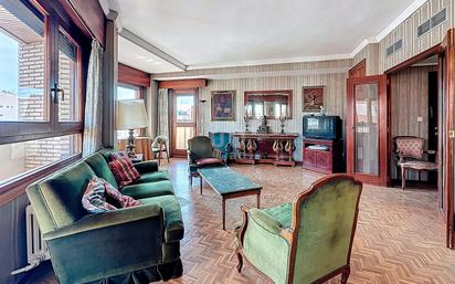 Living room of Flat for sale in  Zaragoza Capital  with Heating and Terrace