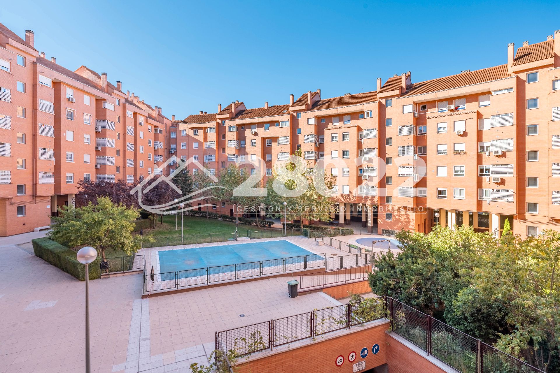 Vista exterior de Piso en venta en  Madrid Capital con Aire acondicionado y Calefacción