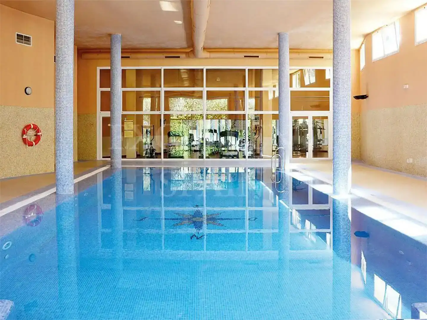 Piscina de Ático en venta en Marbella con Aire acondicionado, Jardín privado y Parquet