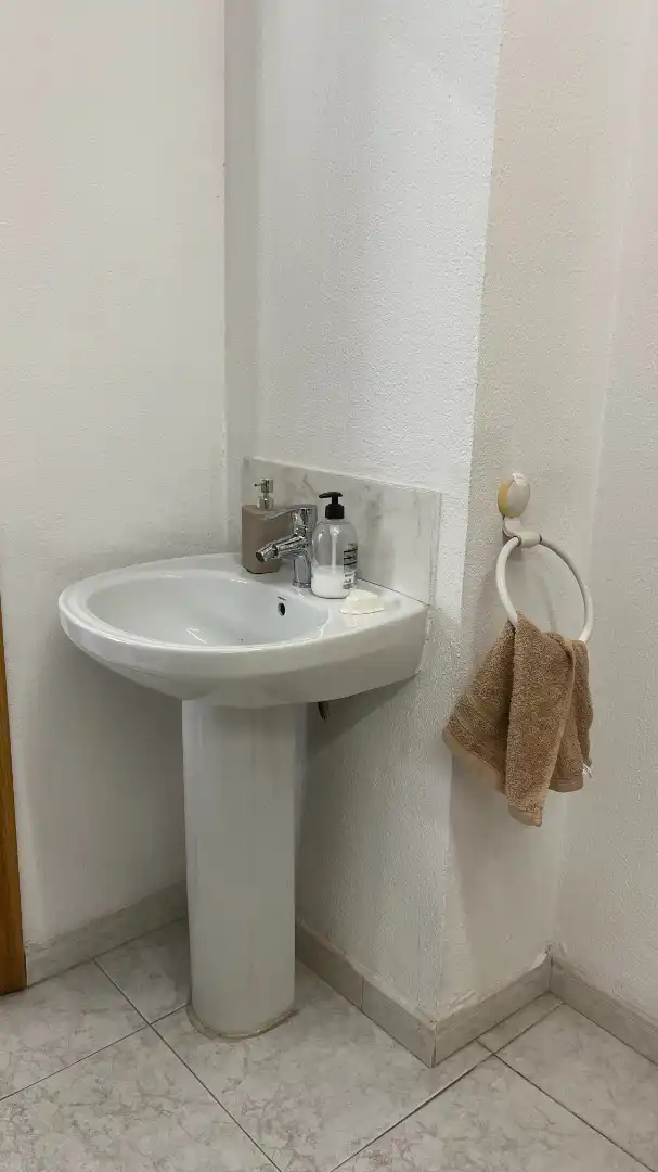 Badezimmer von Geschaftsraum zur Miete in Valencia