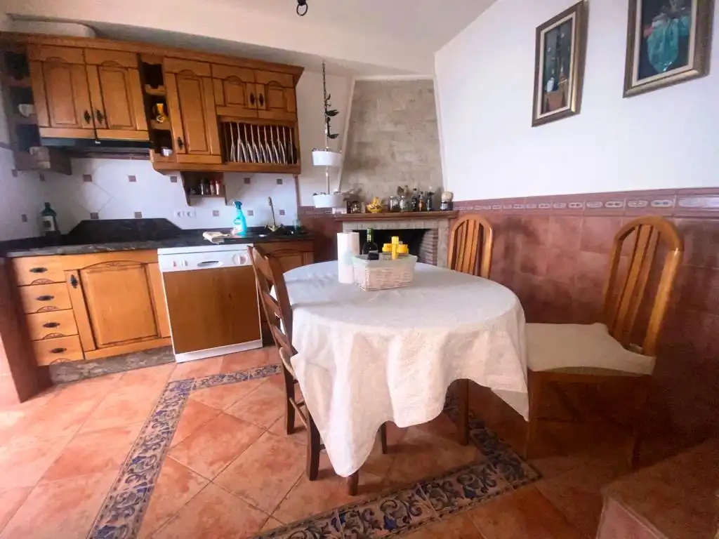 Cuina de Finca rústica en venda en Canillas de Albaida amb Aire condicionat